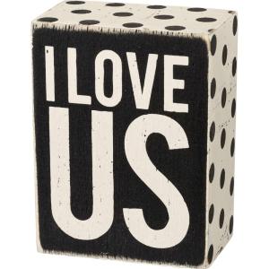 image:imagePrimitives by Kathy 21460 Polka Dot Trimmed Box Sign 3 x 4 I Love Us