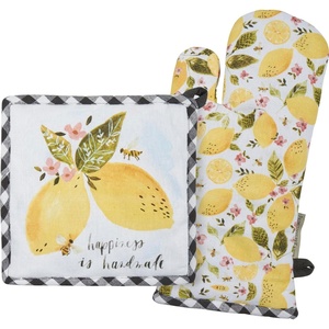 image:imagePrimitives by Kathy Happiness is Handmade Kitchen Potholder Set